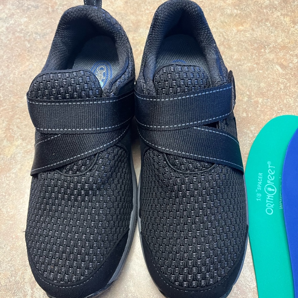 Orthofeet Size 9.5 Shoes Black And Grey Velcro Like New